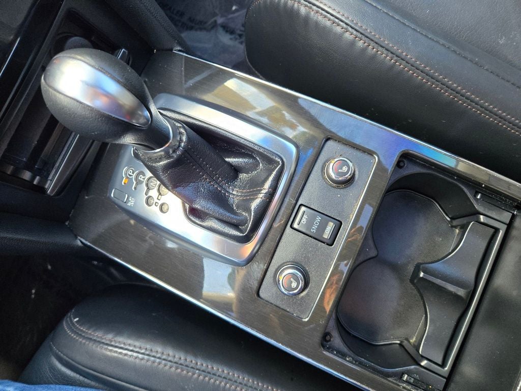 2017 INFINITI QX70 Base