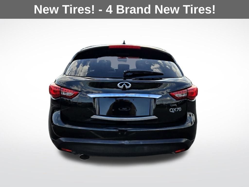 2017 INFINITI QX70 Base