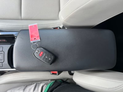 2025 Toyota Prius Limited