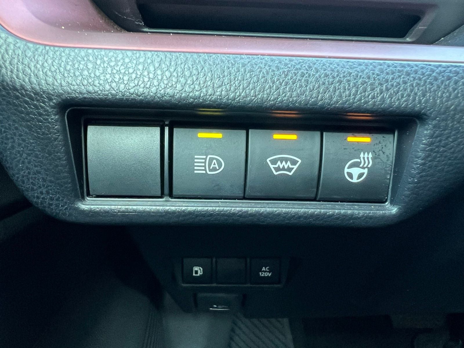 2024 Toyota Prius Prime SE