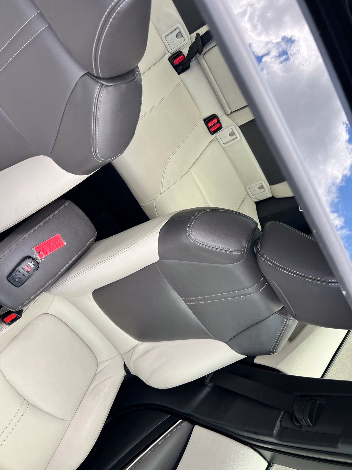 2024 Toyota Corolla Hybrid XLE