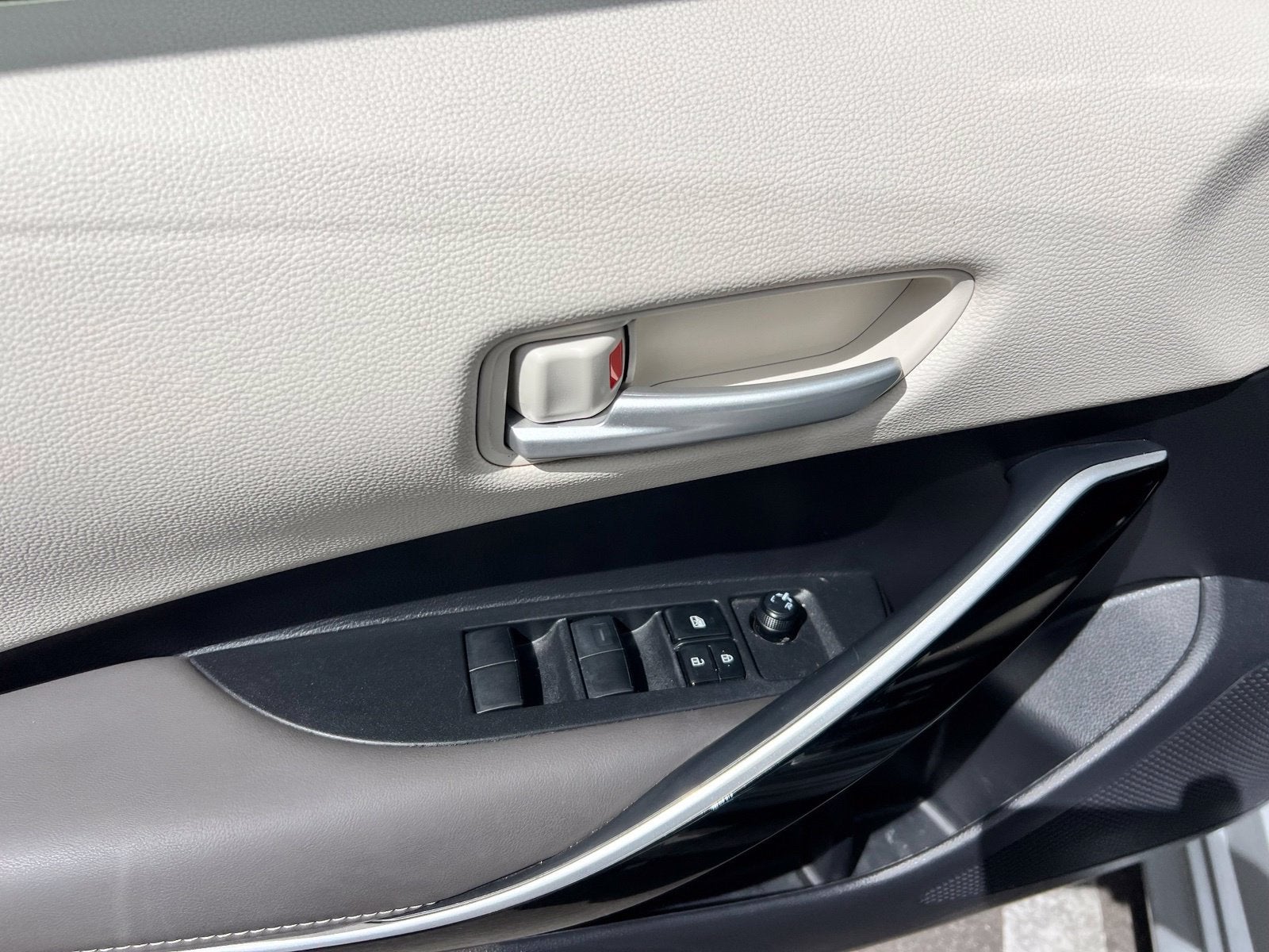 2024 Toyota Corolla Hybrid XLE