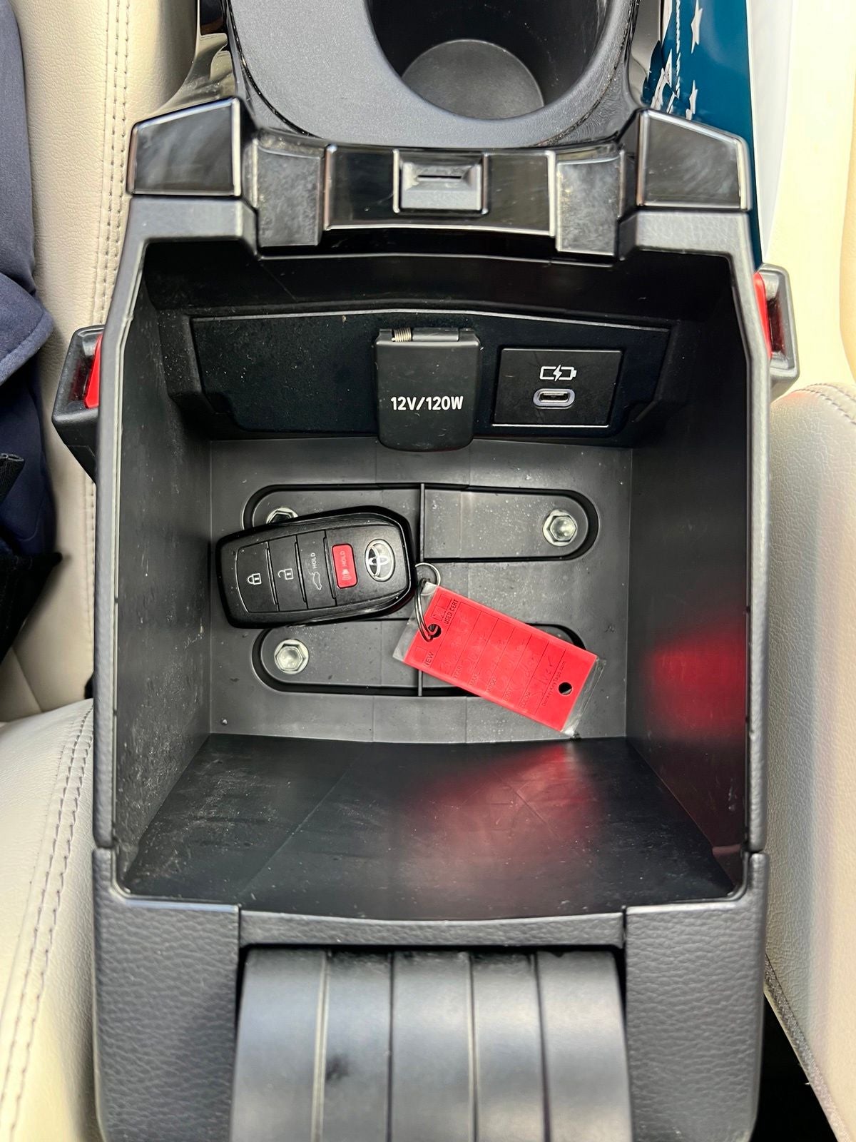 2024 Toyota Corolla Hybrid XLE