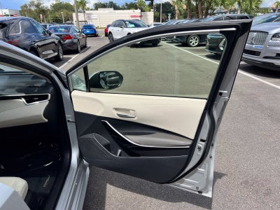 2024 Toyota Corolla Hybrid XLE