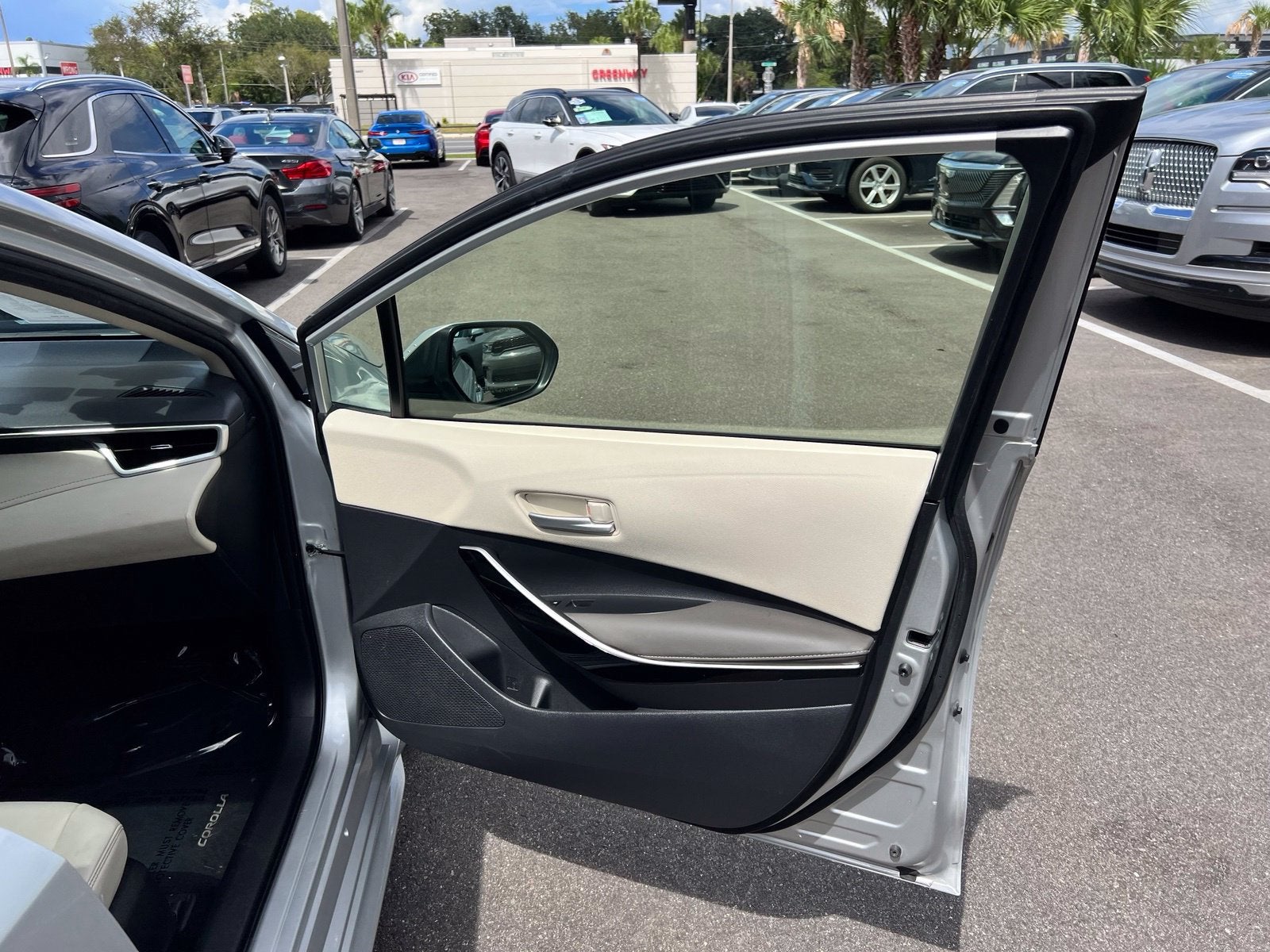 2024 Toyota Corolla Hybrid XLE