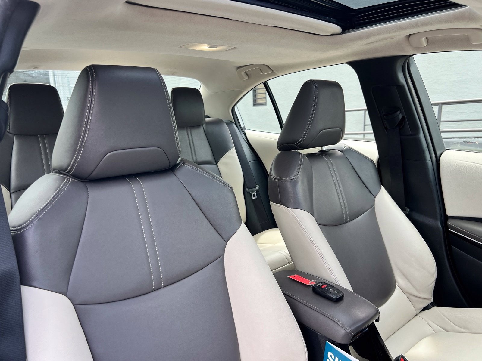 2024 Toyota Corolla Hybrid XLE