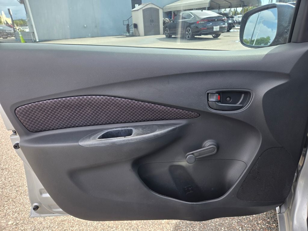 2008 Toyota Yaris Base