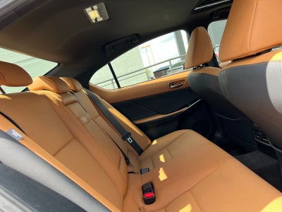 2023 Lexus IS 350 F SPORT Design