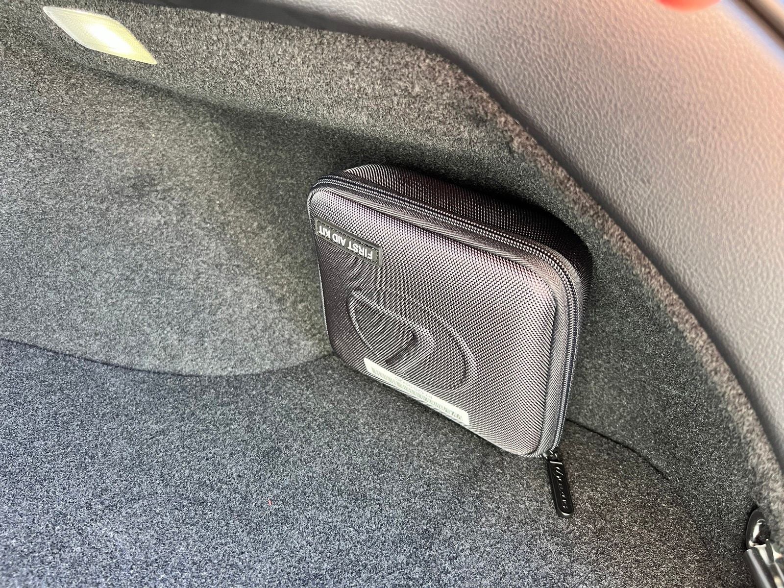 2025 Lexus UX 300h Premium