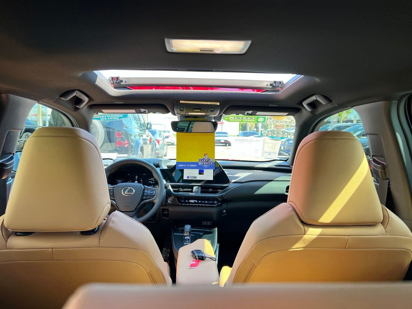 2025 Lexus UX 300h Premium
