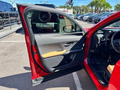 2025 Lexus UX 300h Premium