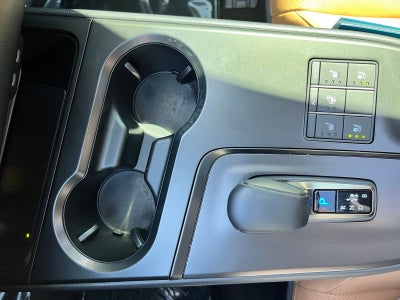 2025 Lexus UX 300h Premium