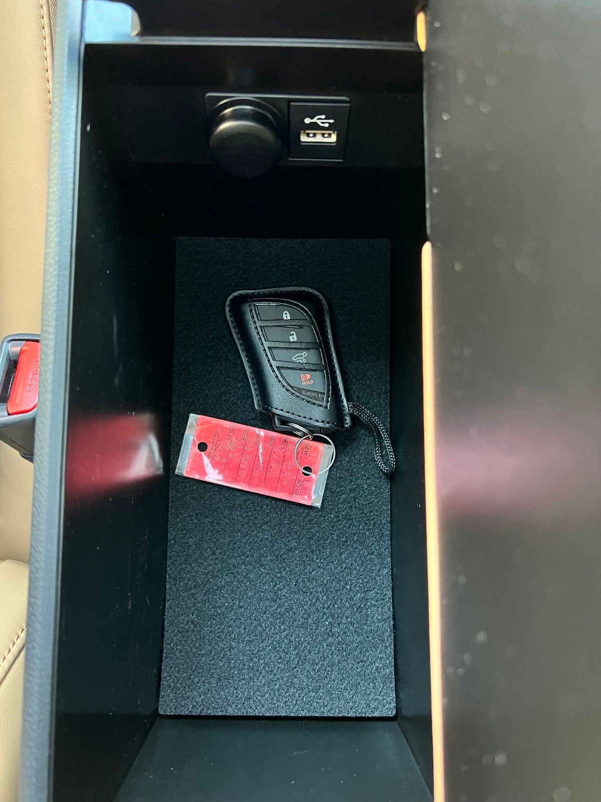 2025 Lexus UX 300h Premium
