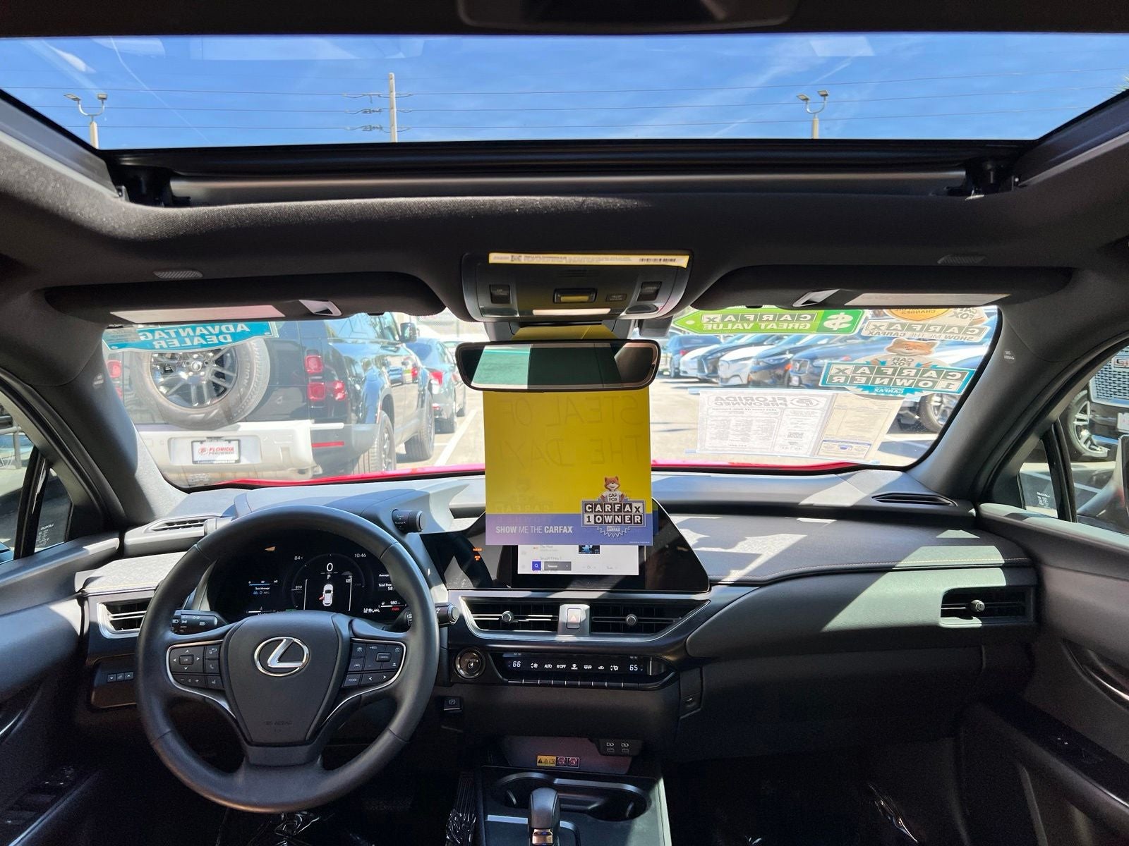 2025 Lexus UX 300h Premium