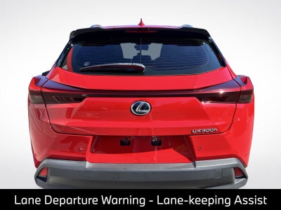 2025 Lexus UX 300h Premium