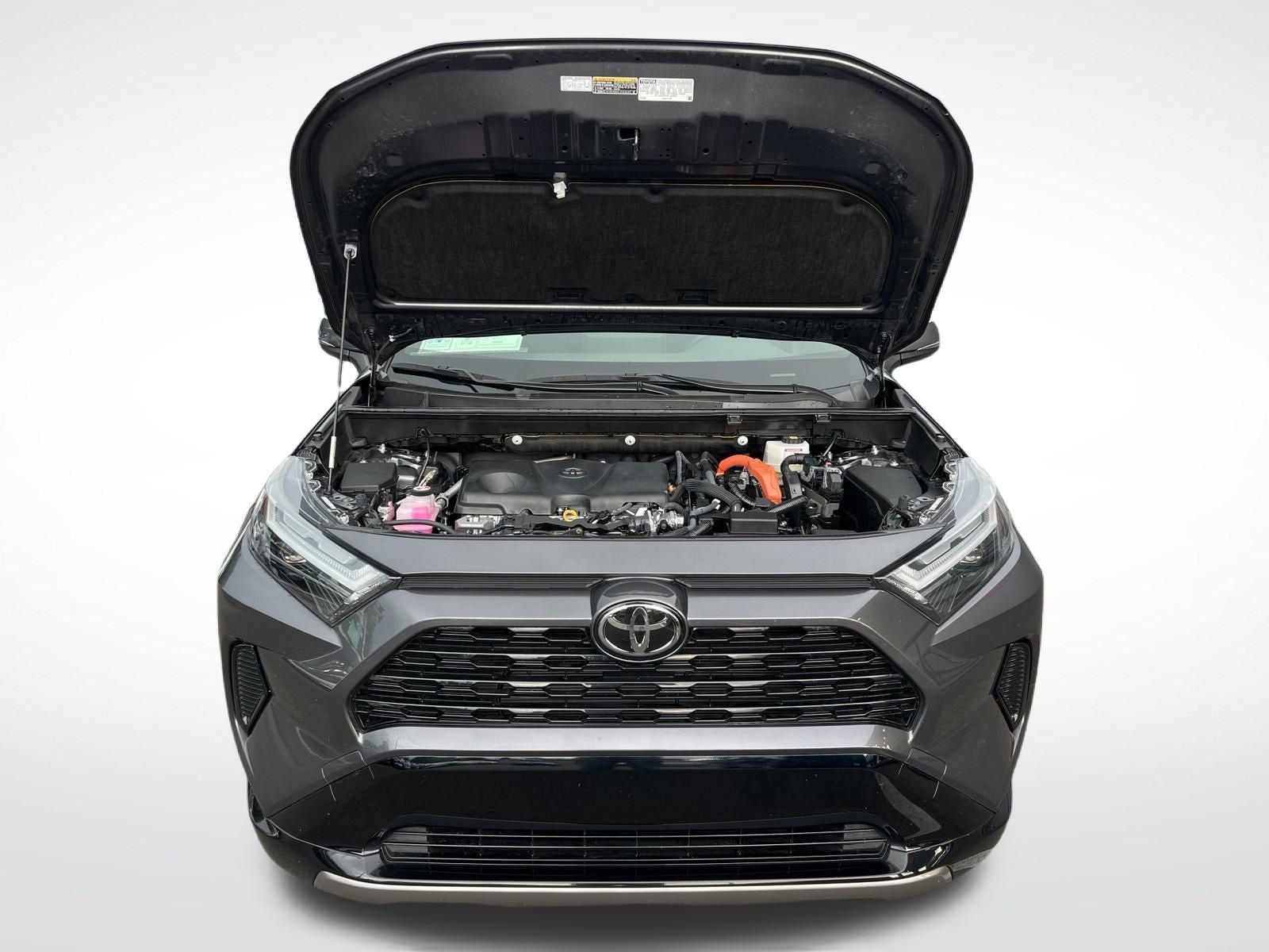 2025 Toyota RAV4 Hybrid SE