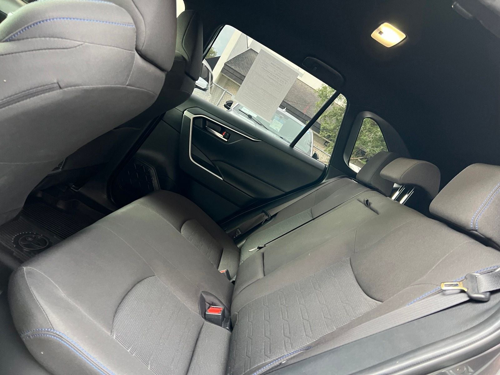 2025 Toyota RAV4 Hybrid SE