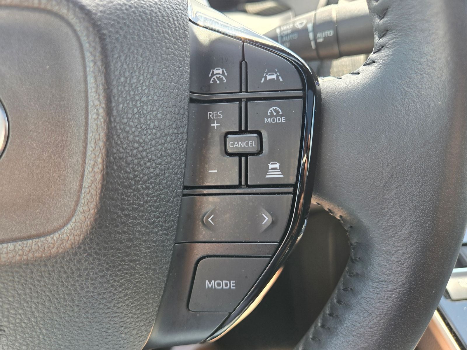 2025 Toyota bZ4X XLE