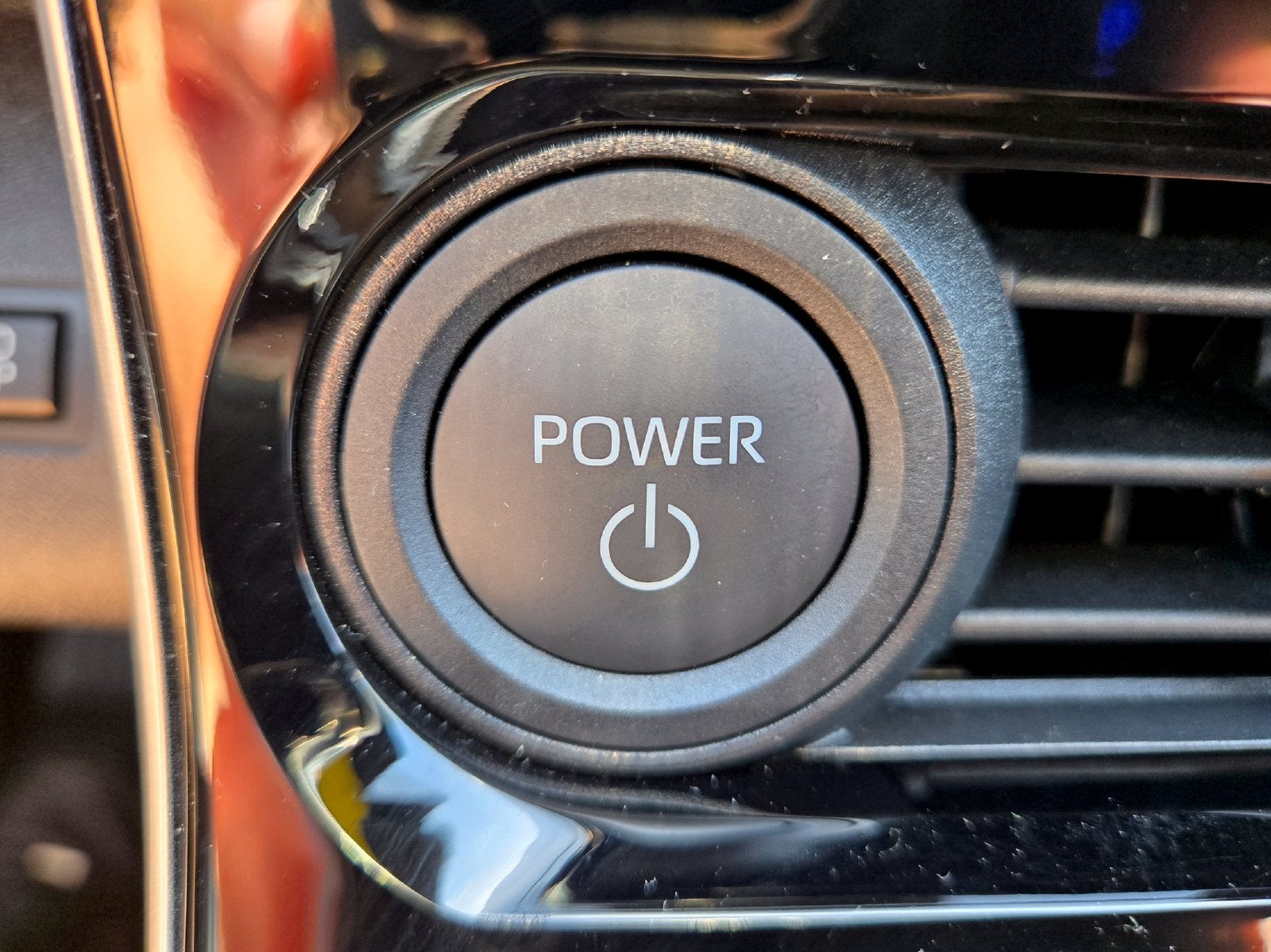 2025 Toyota bZ4X XLE