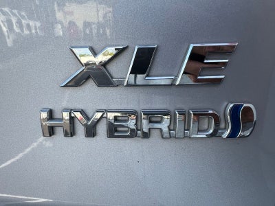 2022 Toyota RAV4 Hybrid XLE Premium