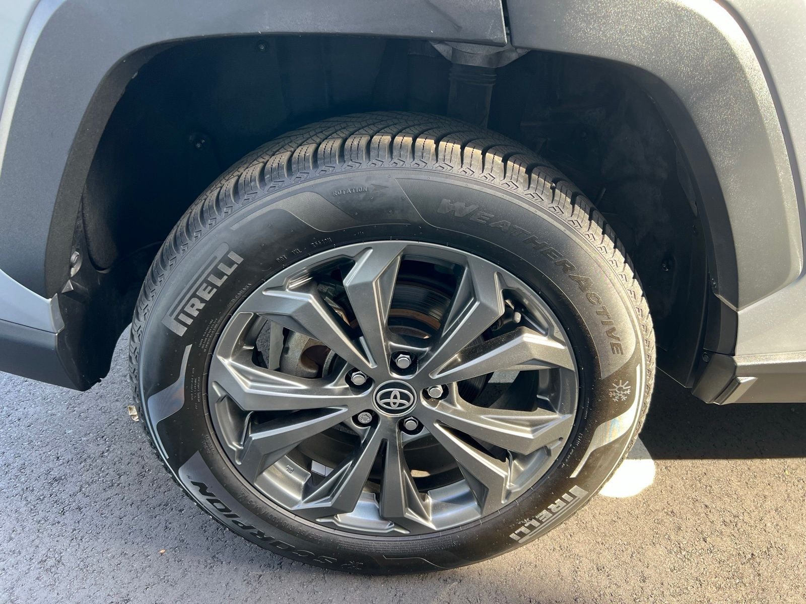 2022 Toyota RAV4 Hybrid XLE Premium