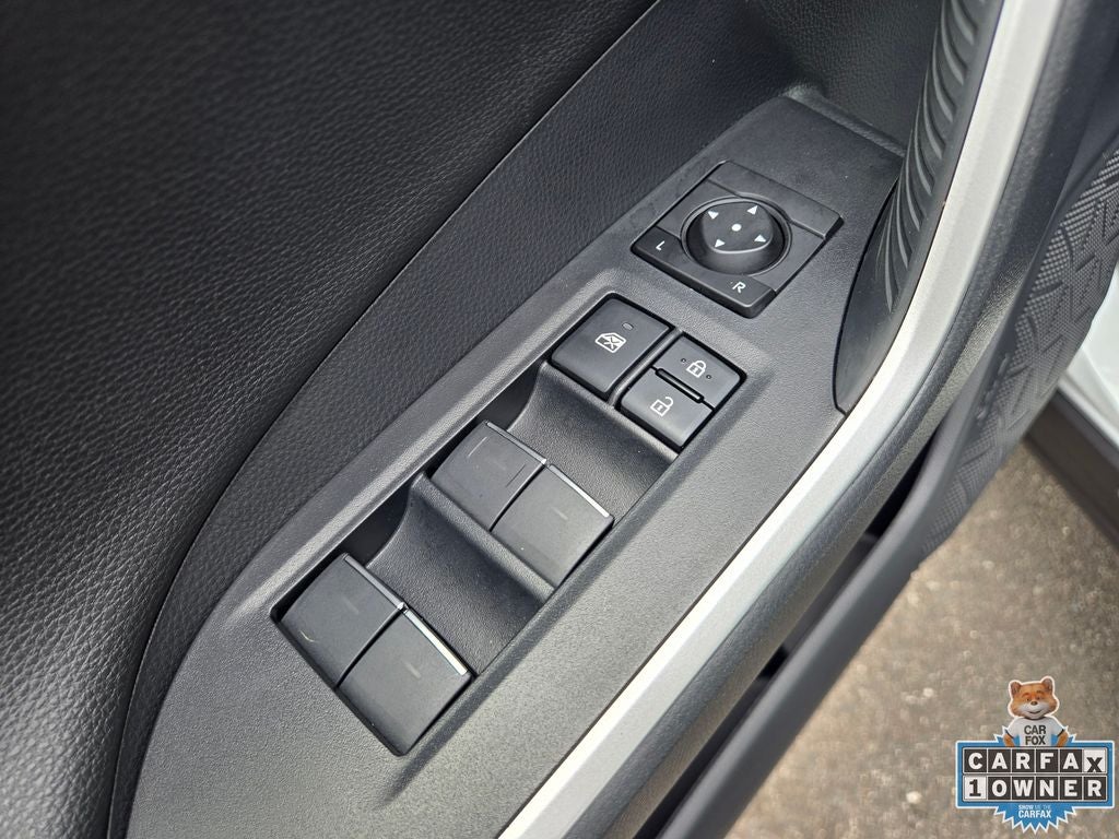 2025 Toyota RAV4 Hybrid XSE