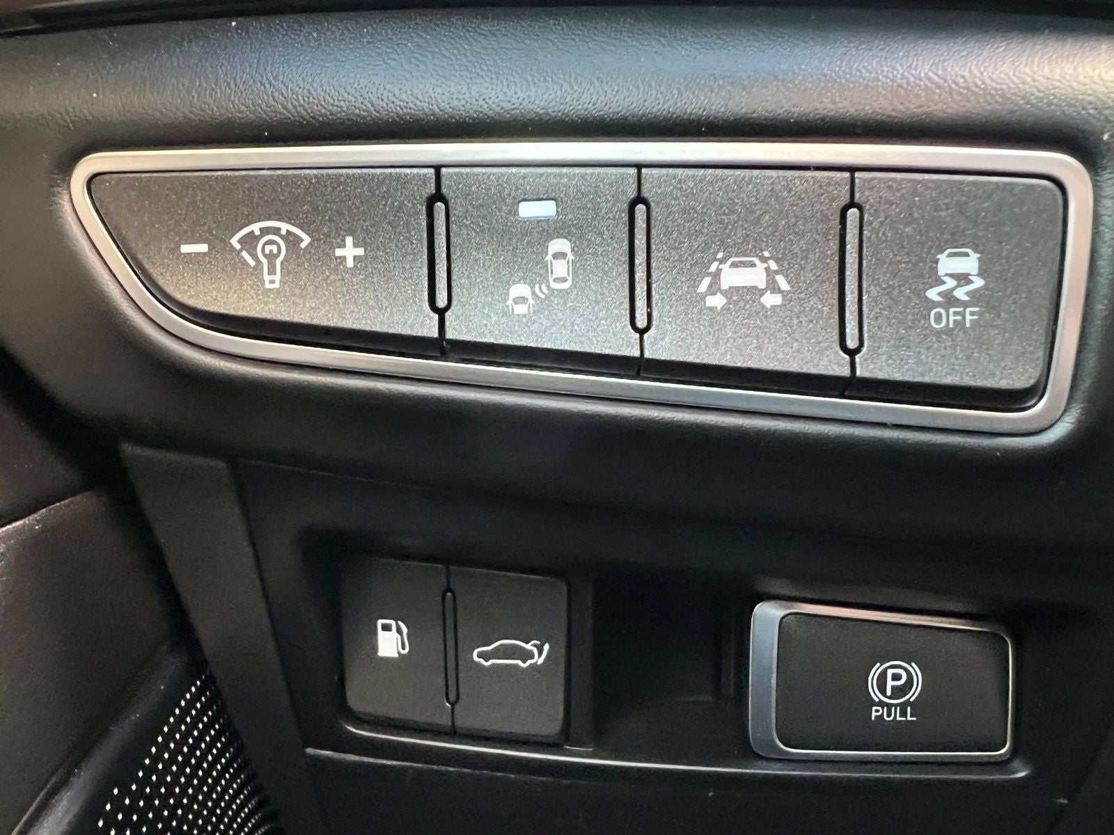 2018 Genesis G90 5.0 Ultimate