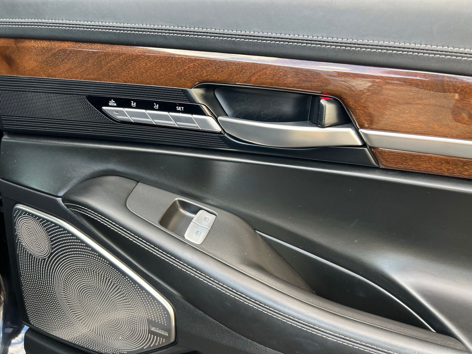 2018 Genesis G90 5.0 Ultimate