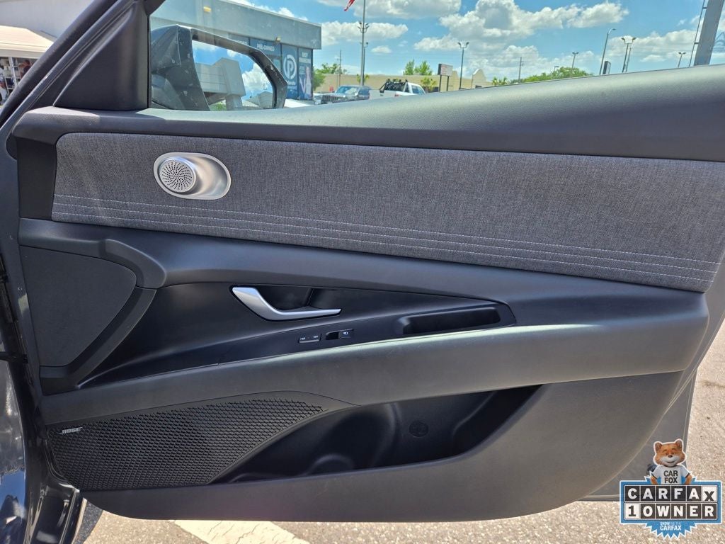 2025 Hyundai Elantra Hybrid Limited