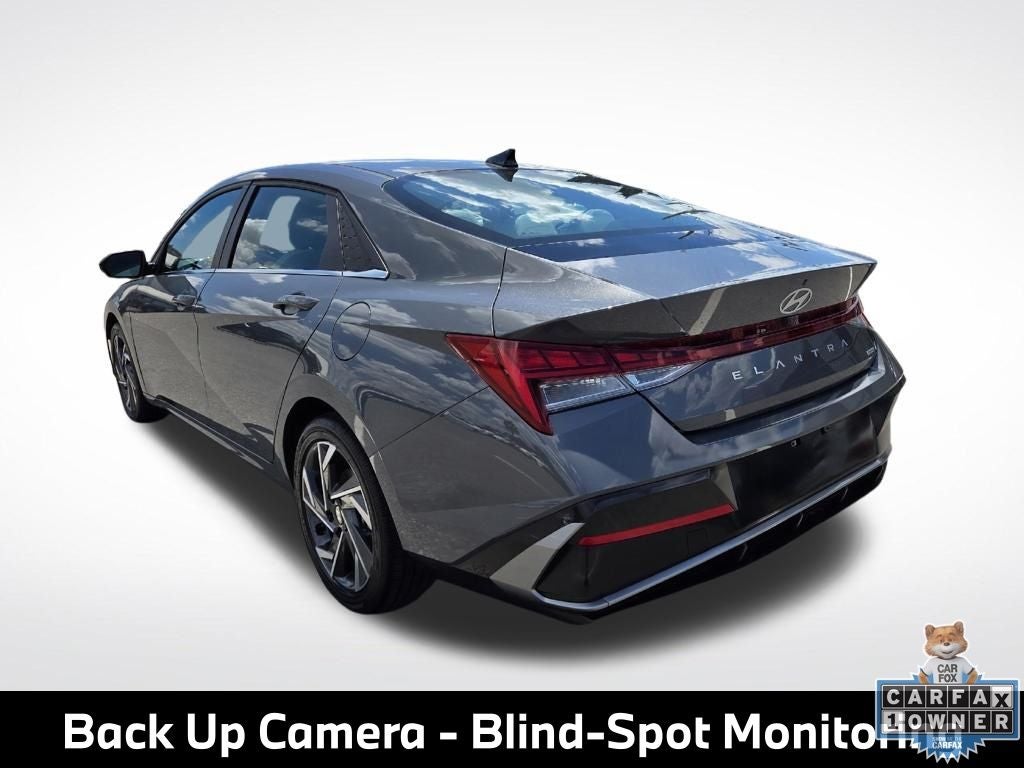 2025 Hyundai Elantra Hybrid Limited