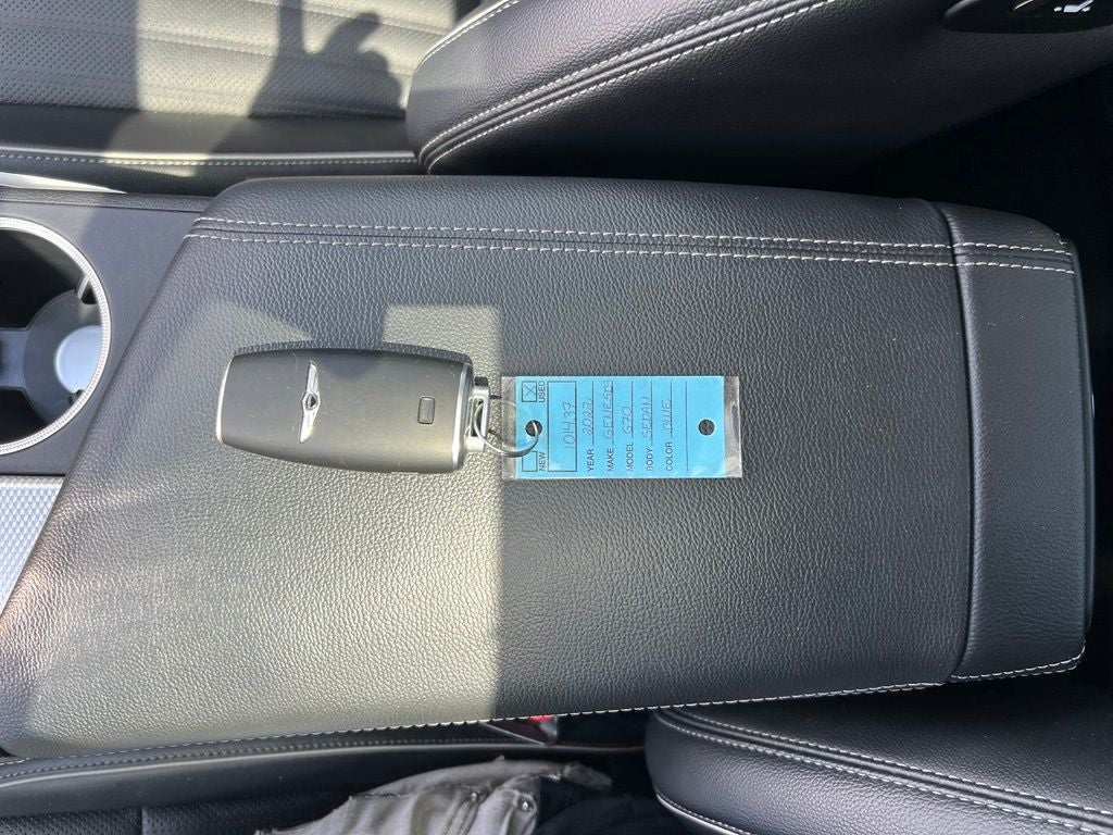 2022 Genesis G70 2.0T