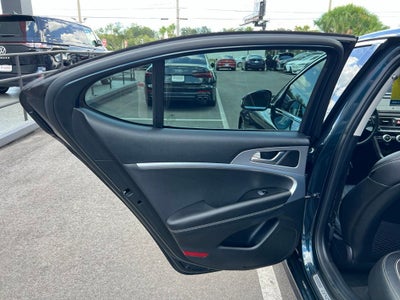 2022 Genesis G70 2.0T