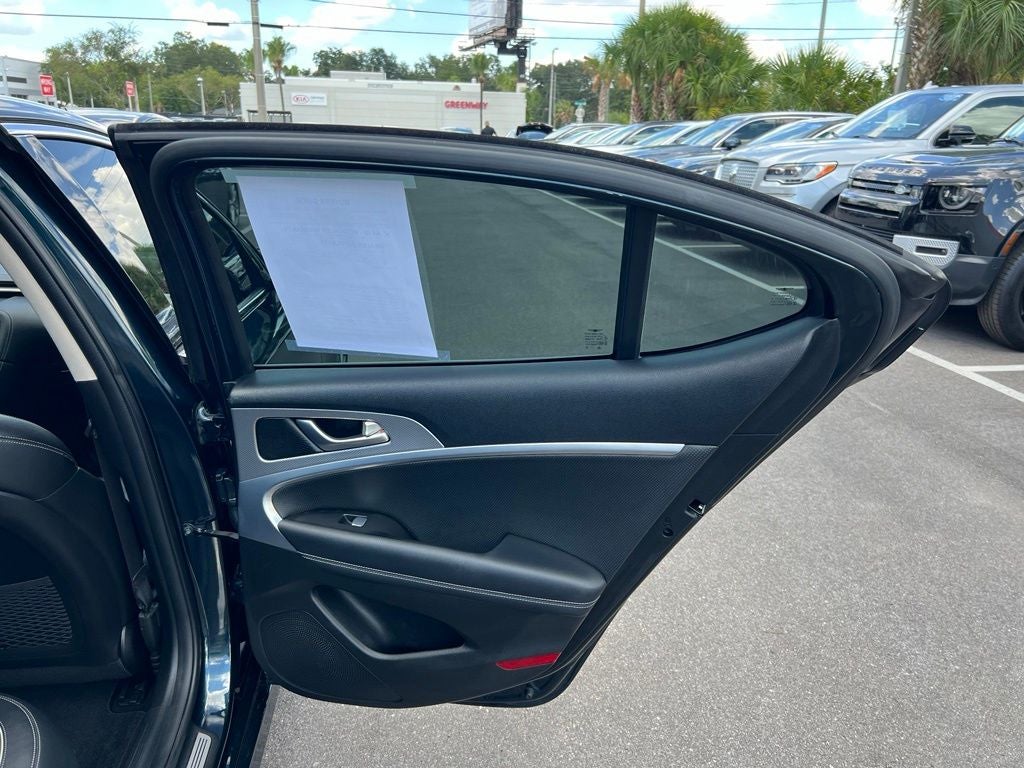 2022 Genesis G70 2.0T