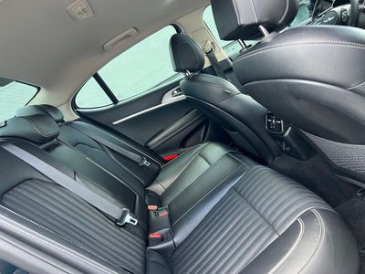 2022 Genesis G70 2.0T