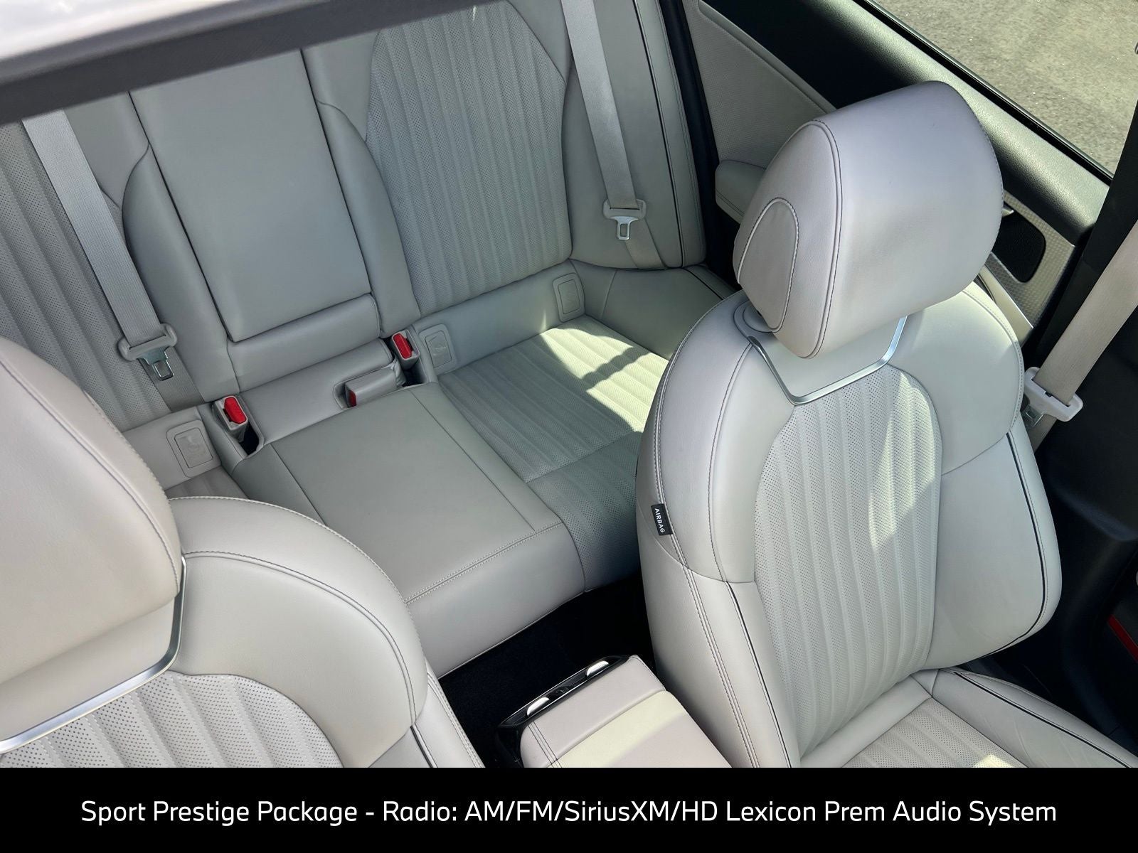 2023 Genesis G70 2.0T