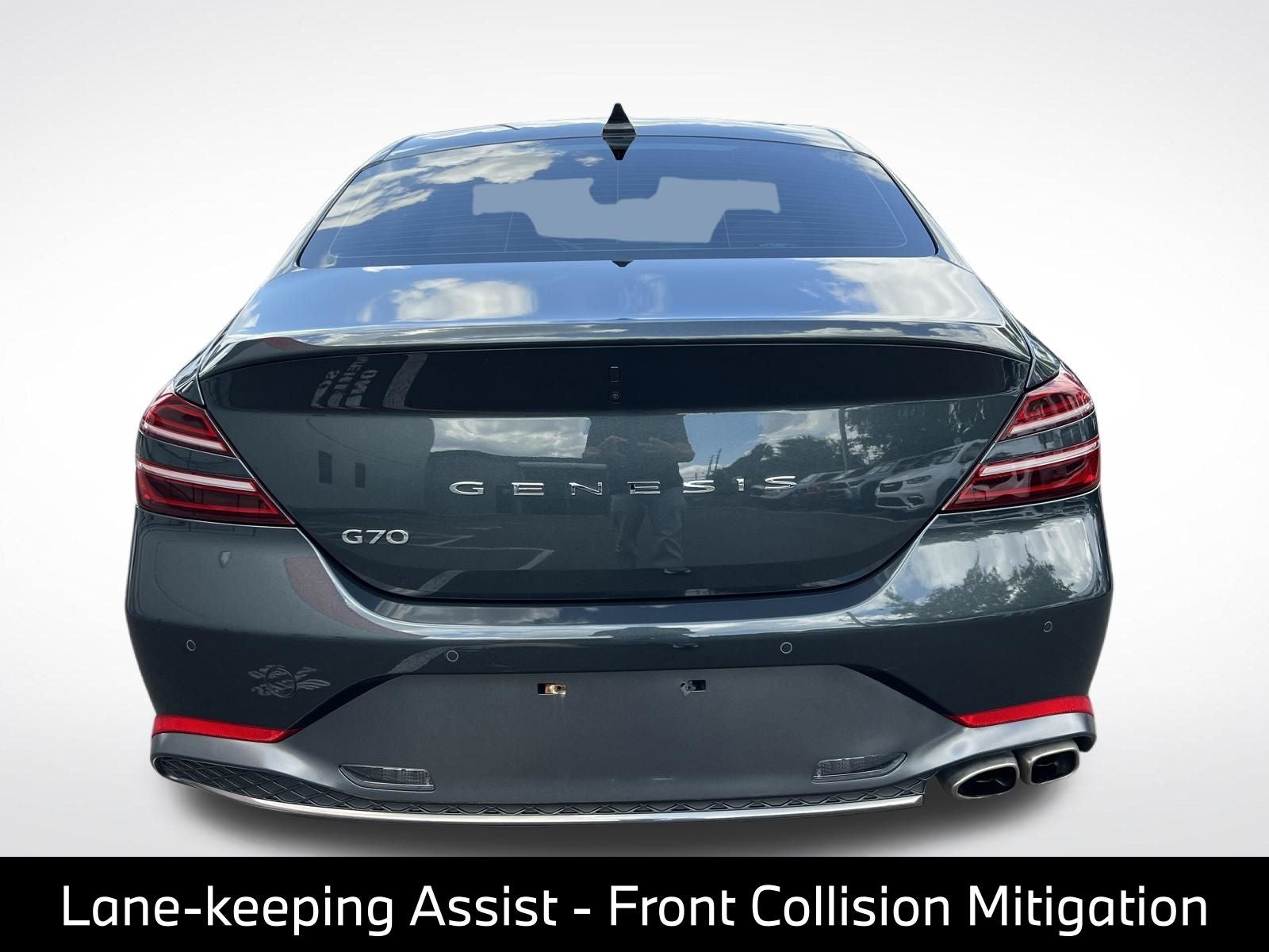 2023 Genesis G70 2.0T