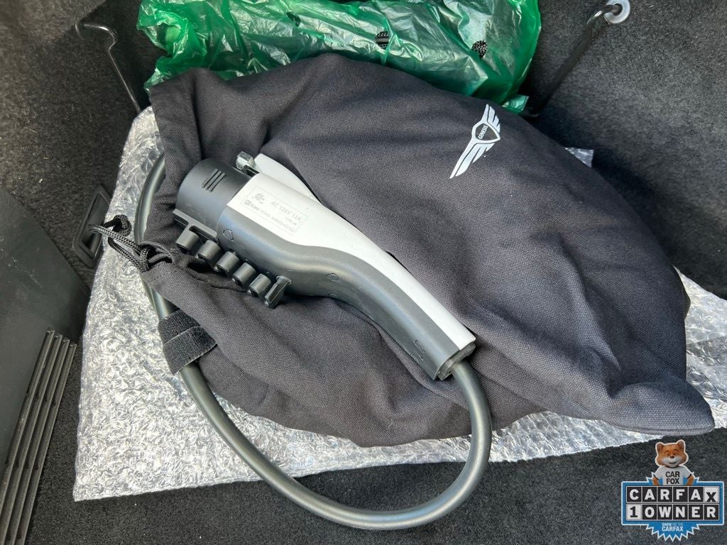 2023 Genesis Electrified G80 Base