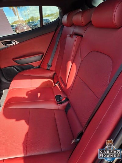 2022 Kia Stinger GT1