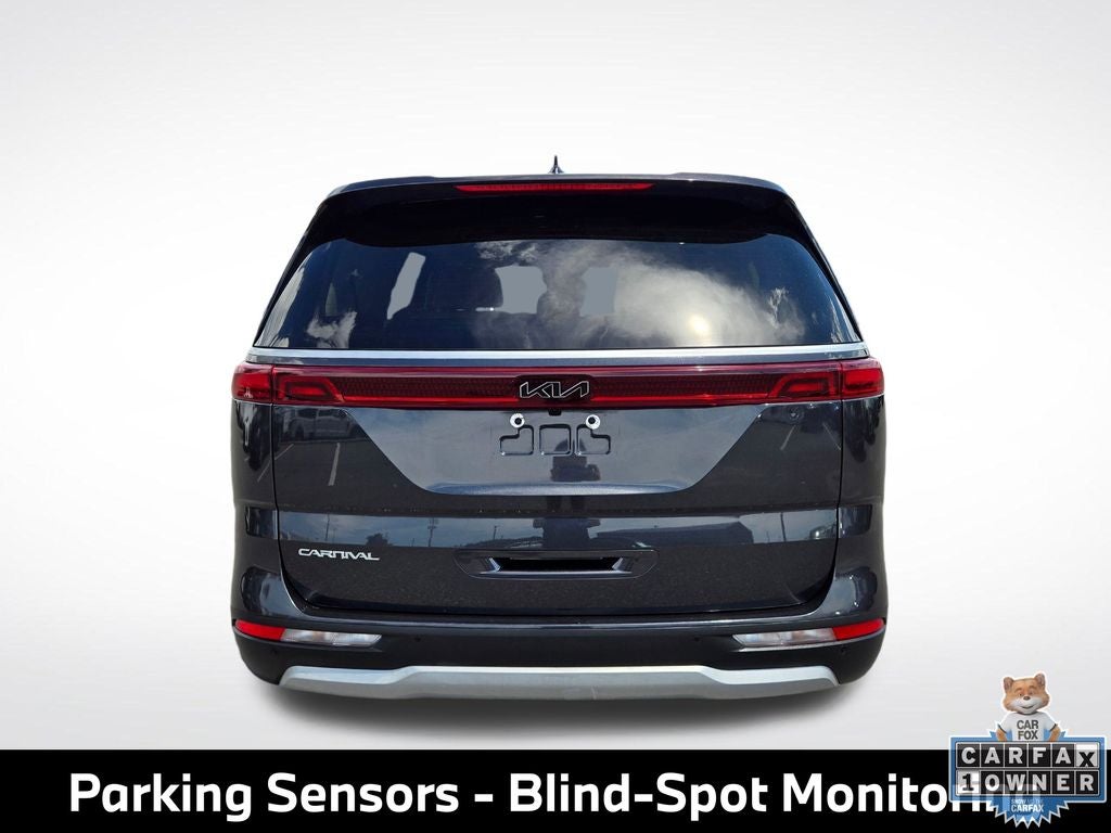 2023 Kia Carnival LX Seat Package