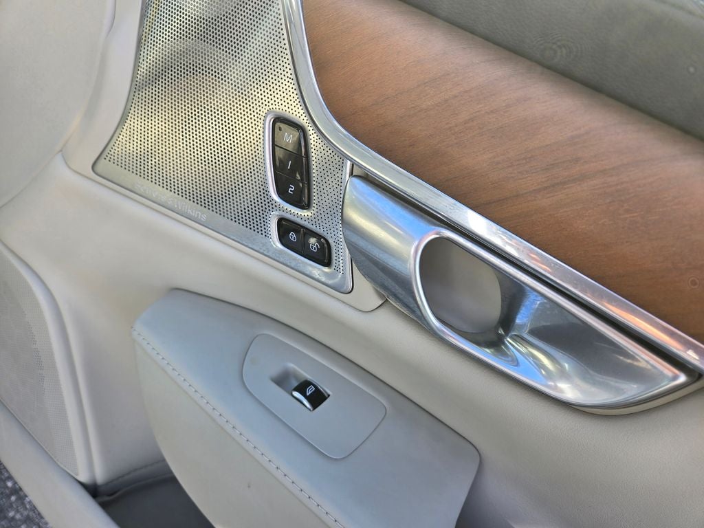 2018 Volvo S90 Hybrid T8 Inscription