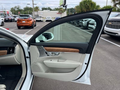 2018 Volvo S90 Hybrid T8 Inscription