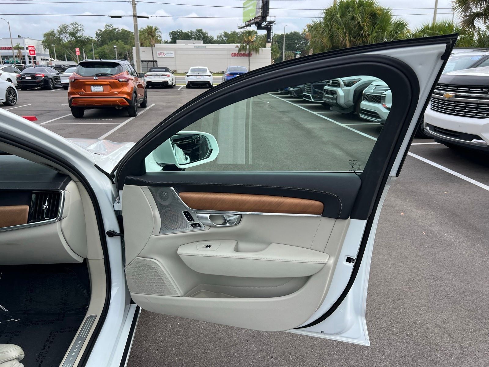 2018 Volvo S90 Hybrid T8 Inscription