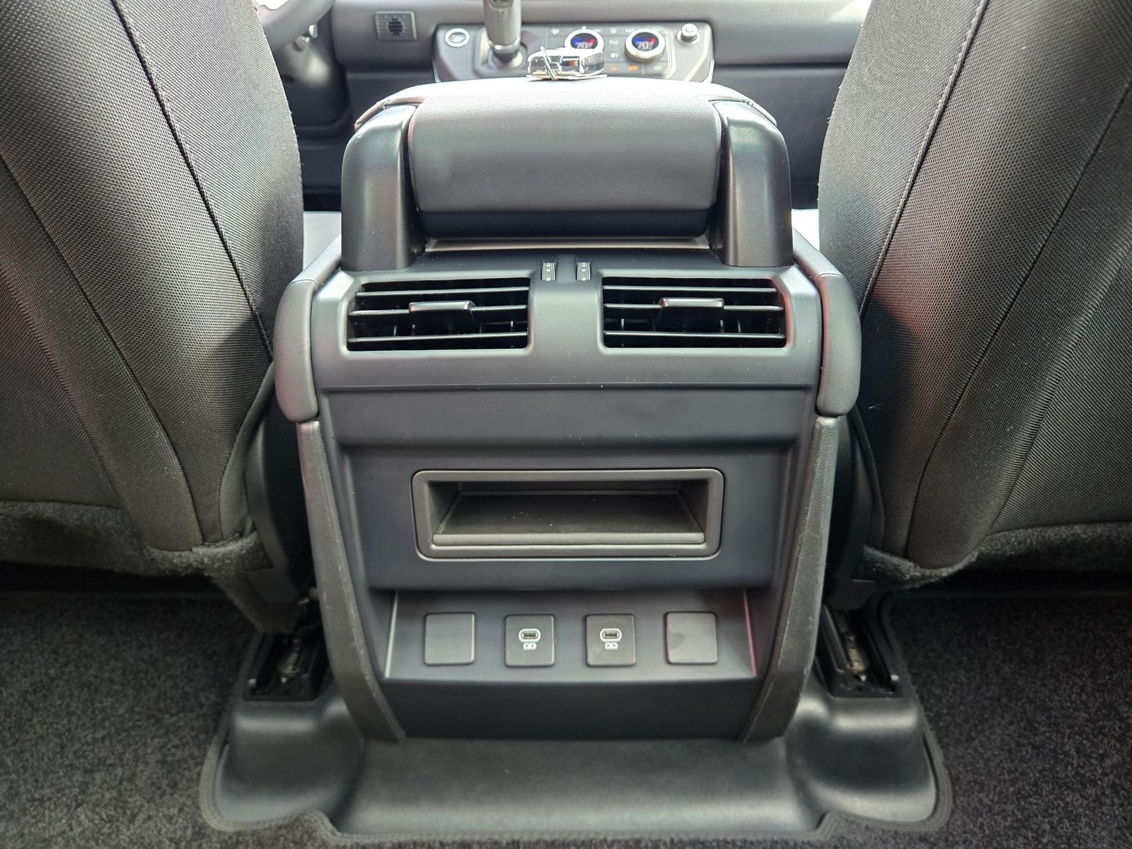 2025 Land Rover Defender 110 S