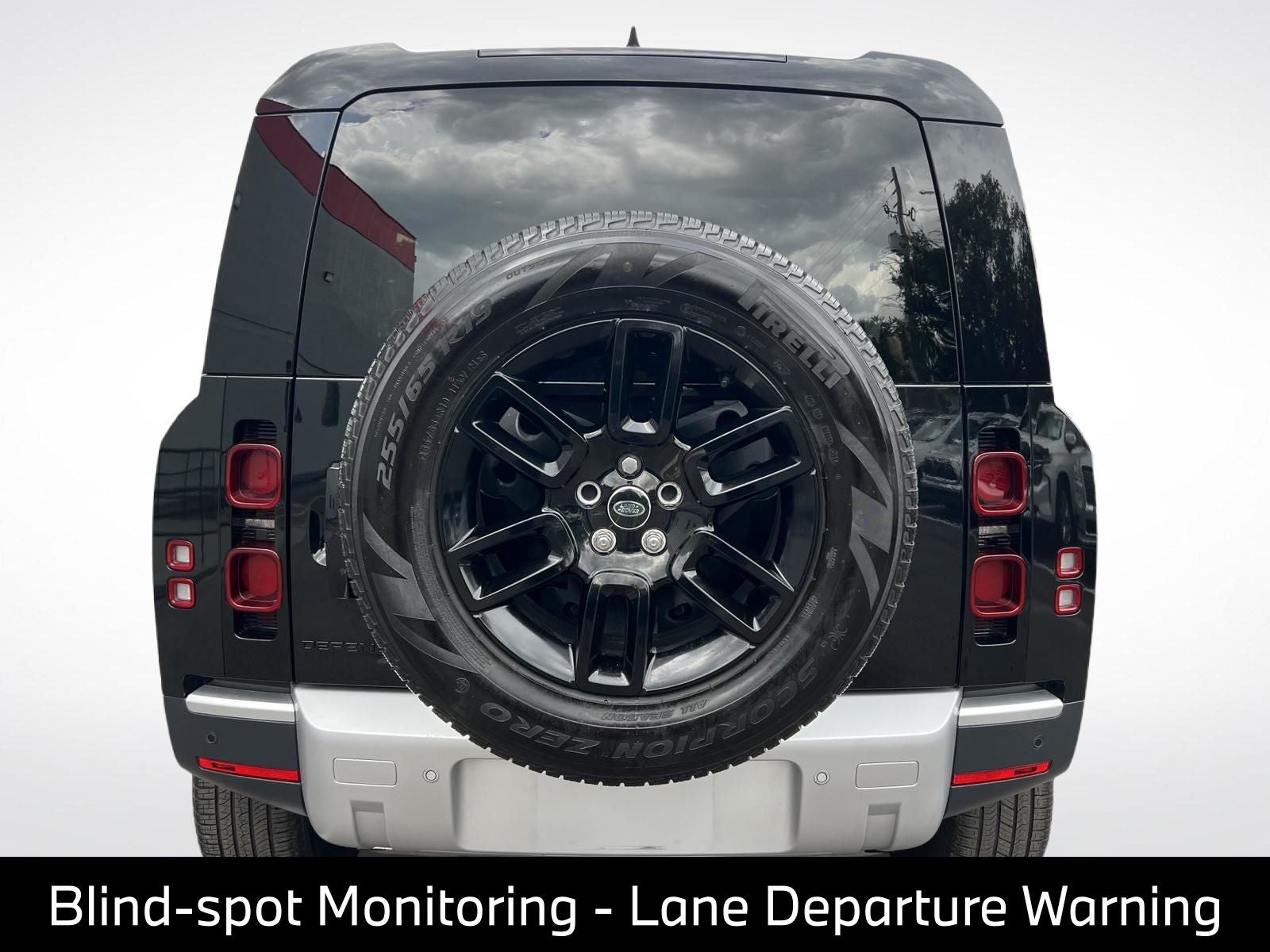 2025 Land Rover Defender 110 S