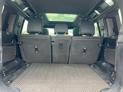 2025 Land Rover Defender 110 S
