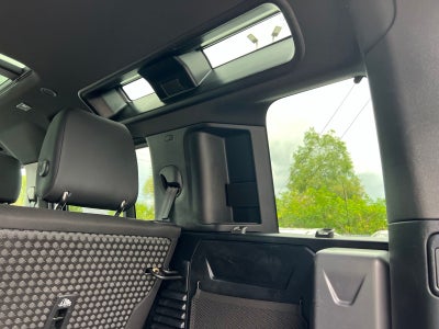 2025 Land Rover Defender 110 S