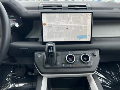 2025 Land Rover Defender 110 S