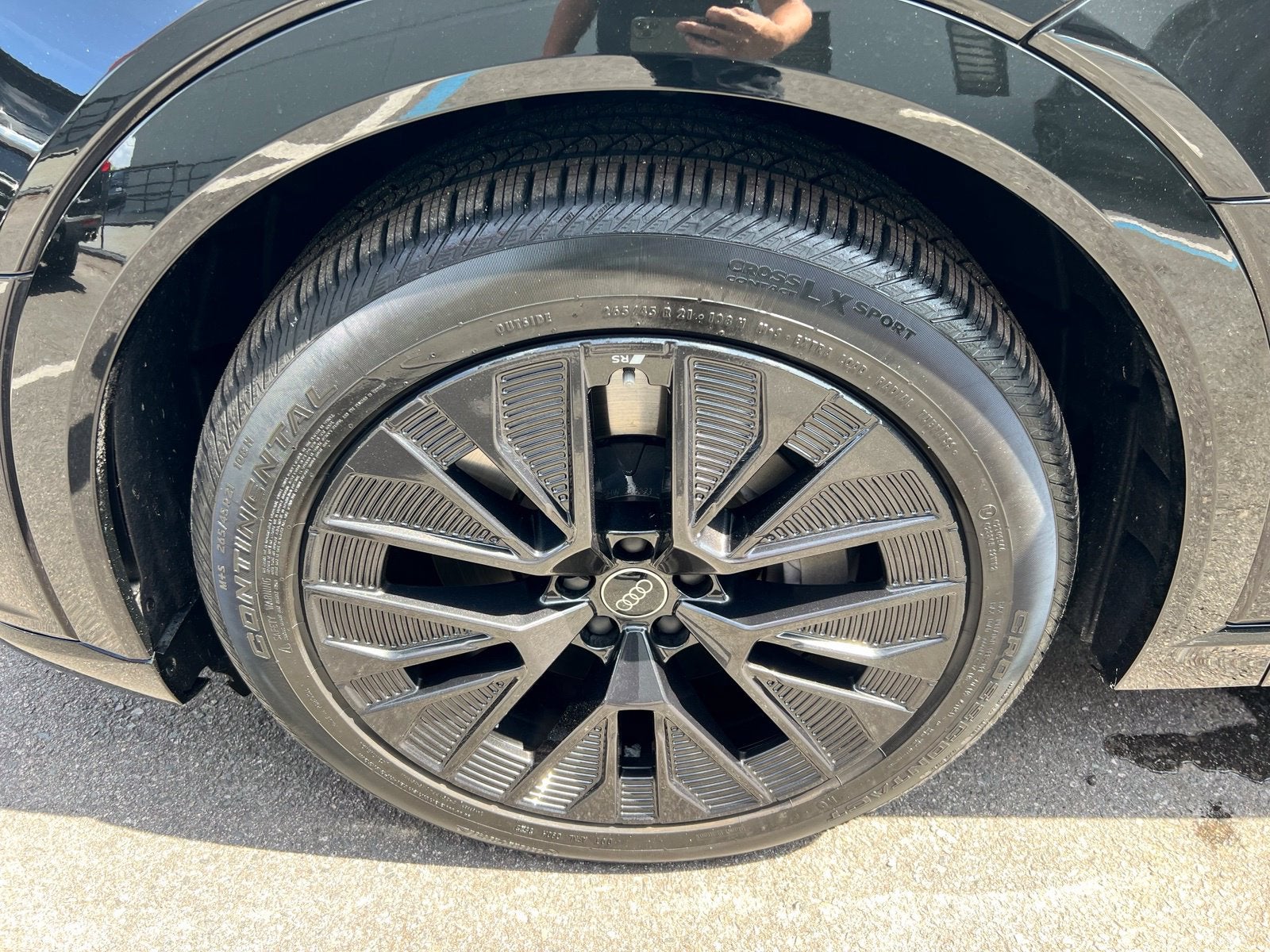 2024 Audi Q8 e-tron Prestige quattro