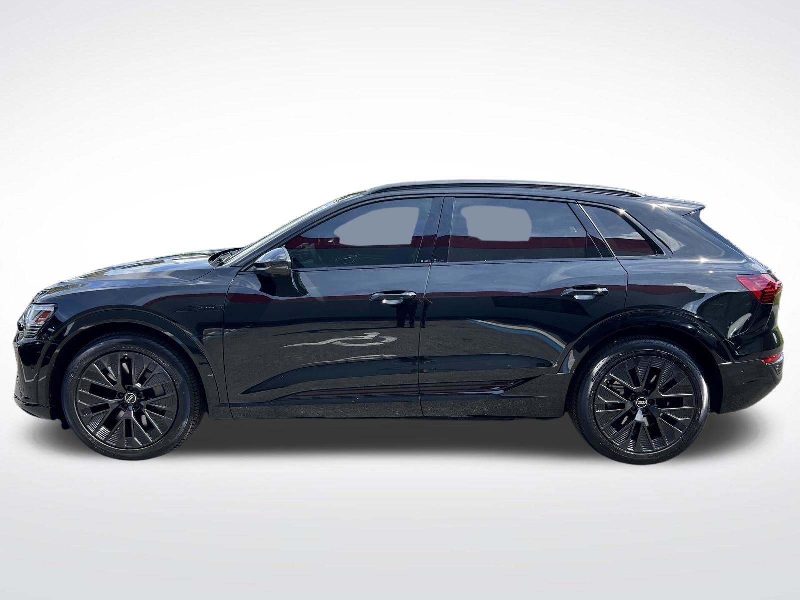 2024 Audi Q8 e-tron Prestige quattro