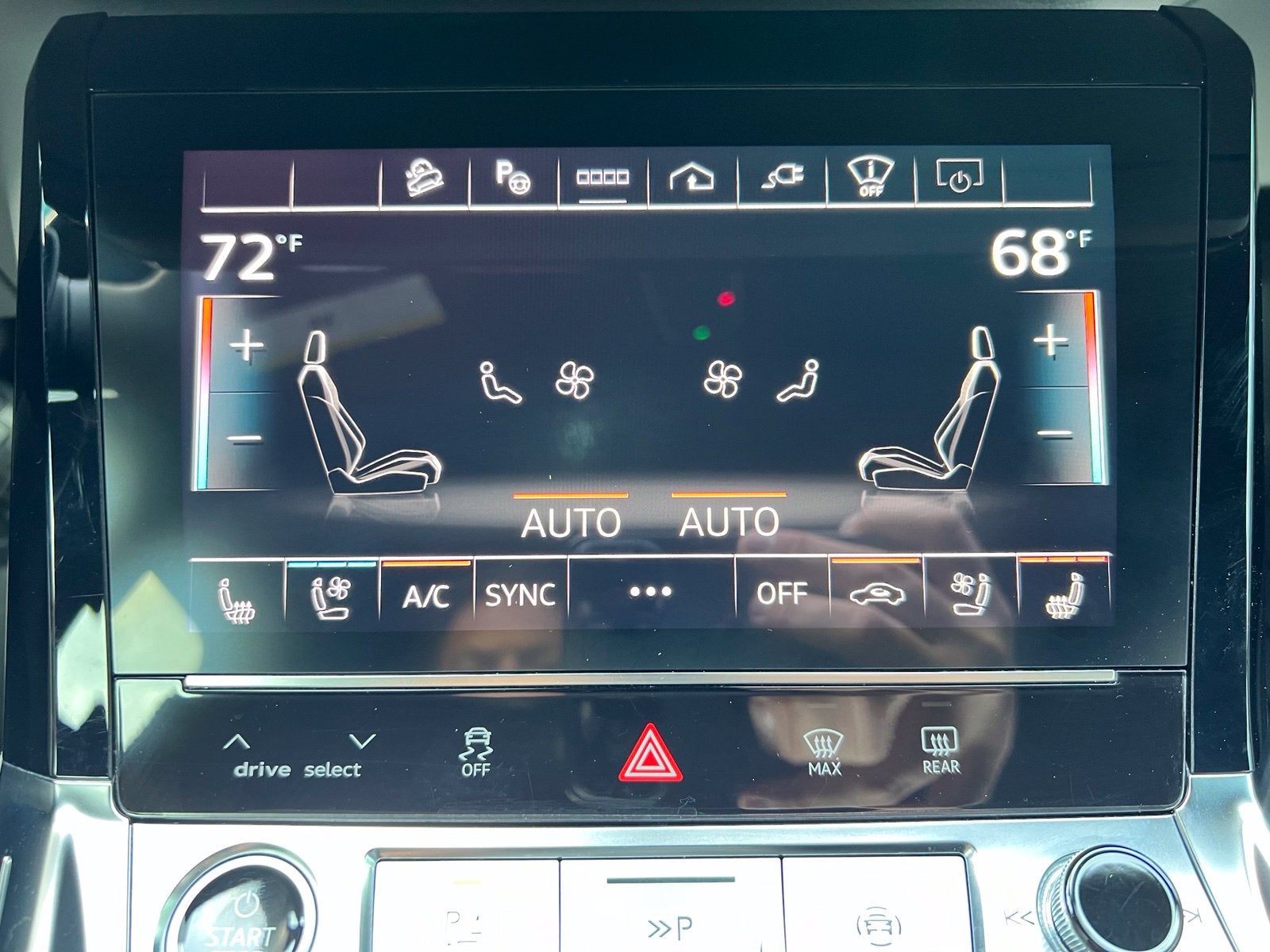 2024 Audi Q8 e-tron Prestige quattro
